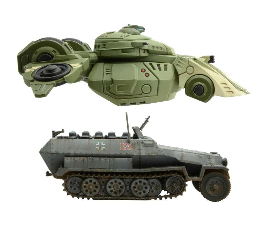 C3T7 vs SdKfz251 Side-by-side